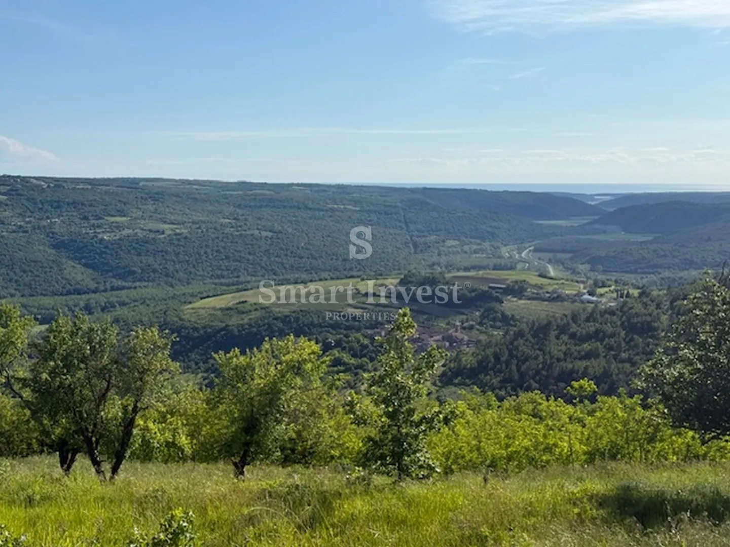 ISTRA - ZAVRŠJE, prekrasan teren od 3497 m2, sa idejnim projektom - Završje, Grožnjan
