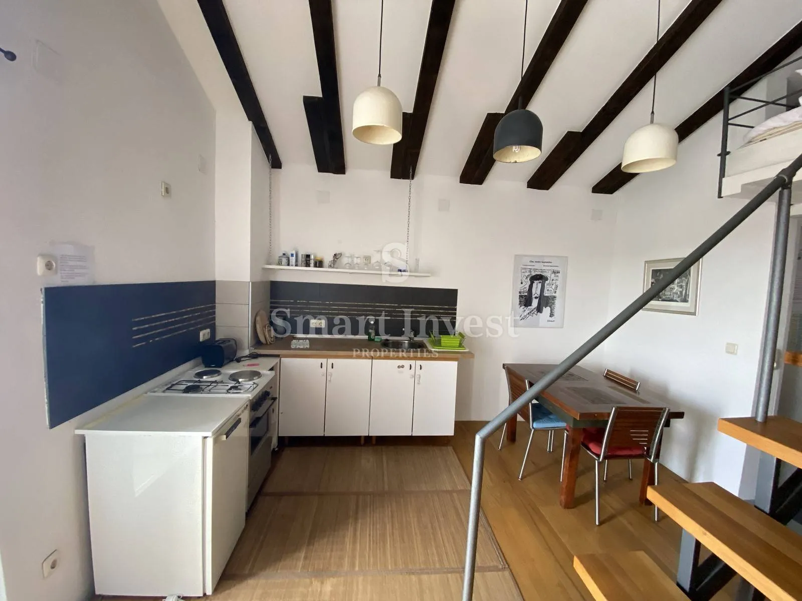 rovinj 7 km, pola kuće od 460 m2 - slika 24