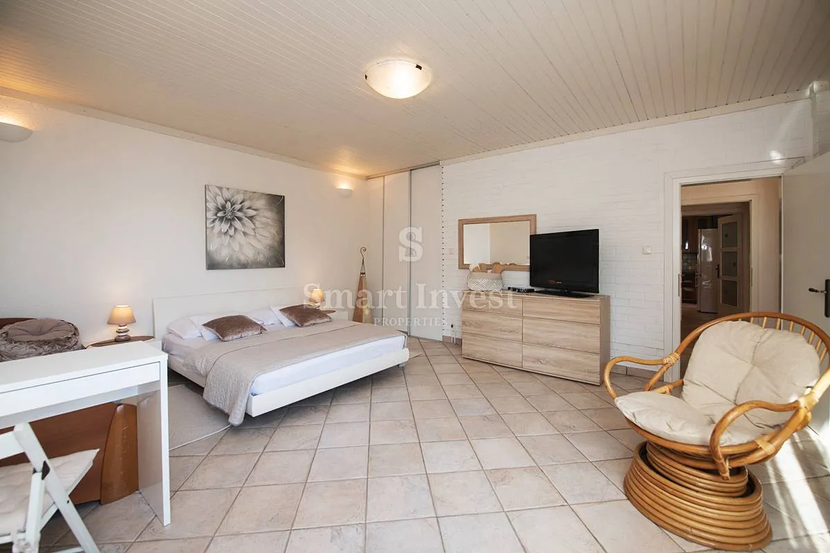 opatija, stan od 140 m2, 3s+db, 150 m do mora! - slika 12