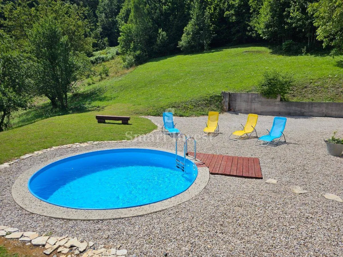 vrbovsko, kuća s bazenom i okućnicom od 6200 m2 - slika 7