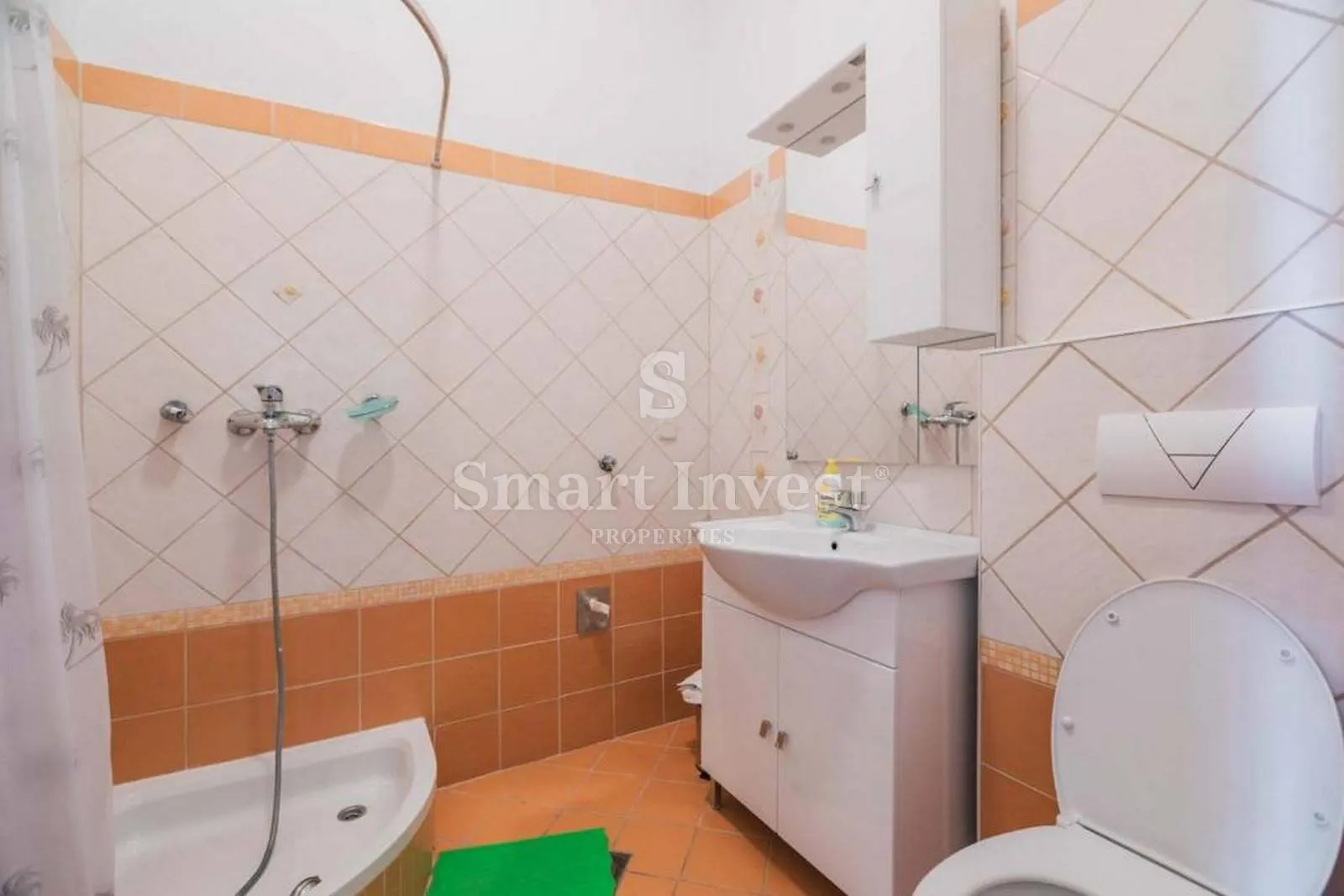 lovran, stan 3s+db prvi red do mora! - slika 22