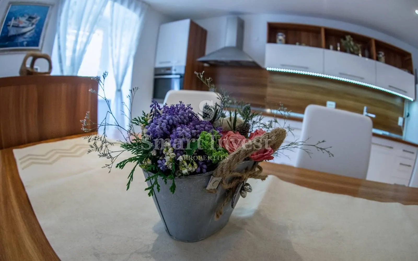 karlobag, kuća od 260 m2 s konobom! - slika 6