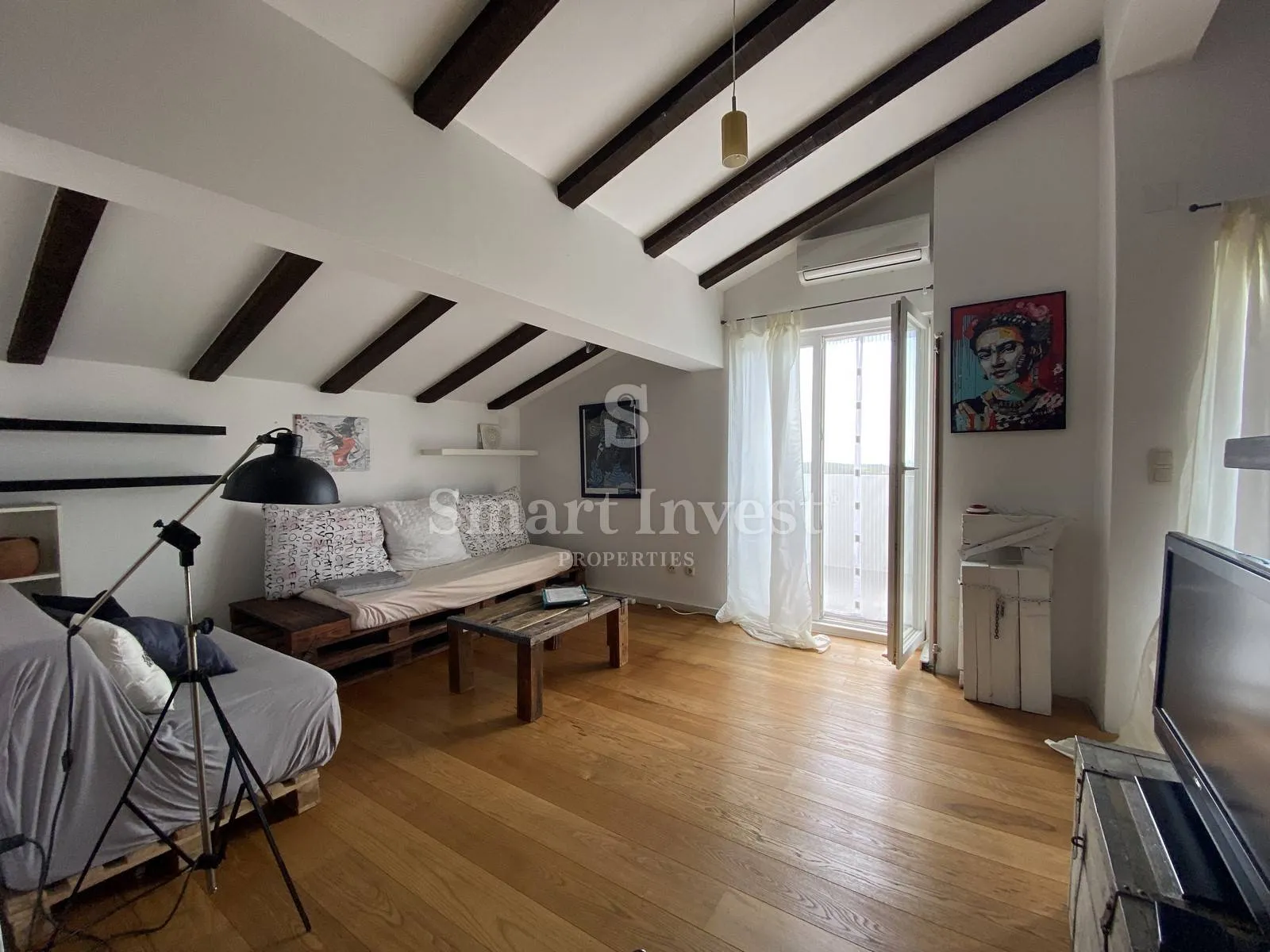 rovinj 7 km, pola kuće od 460 m2 - slika 21