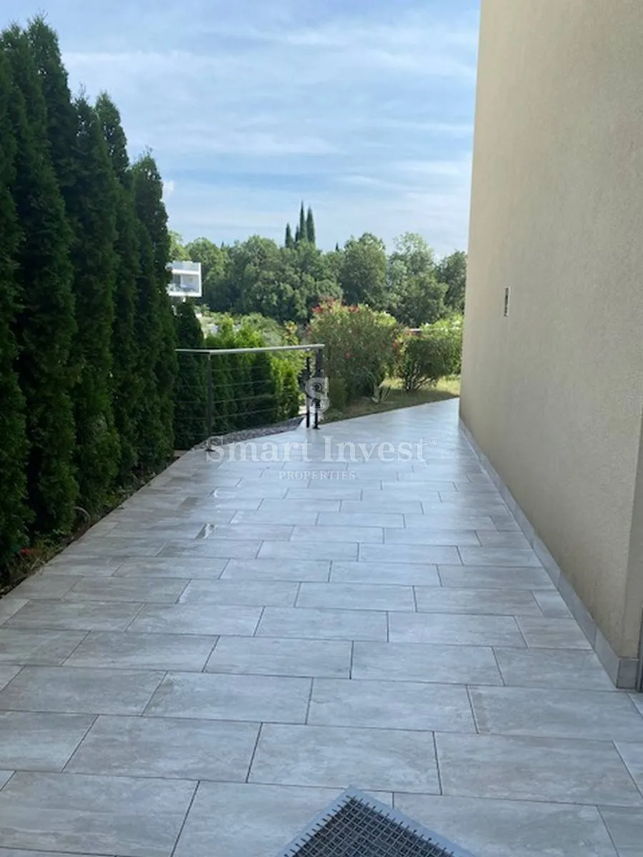 opatija, vrhunski uređen stan za najam od 114,40 m2 3s+db - slika 15