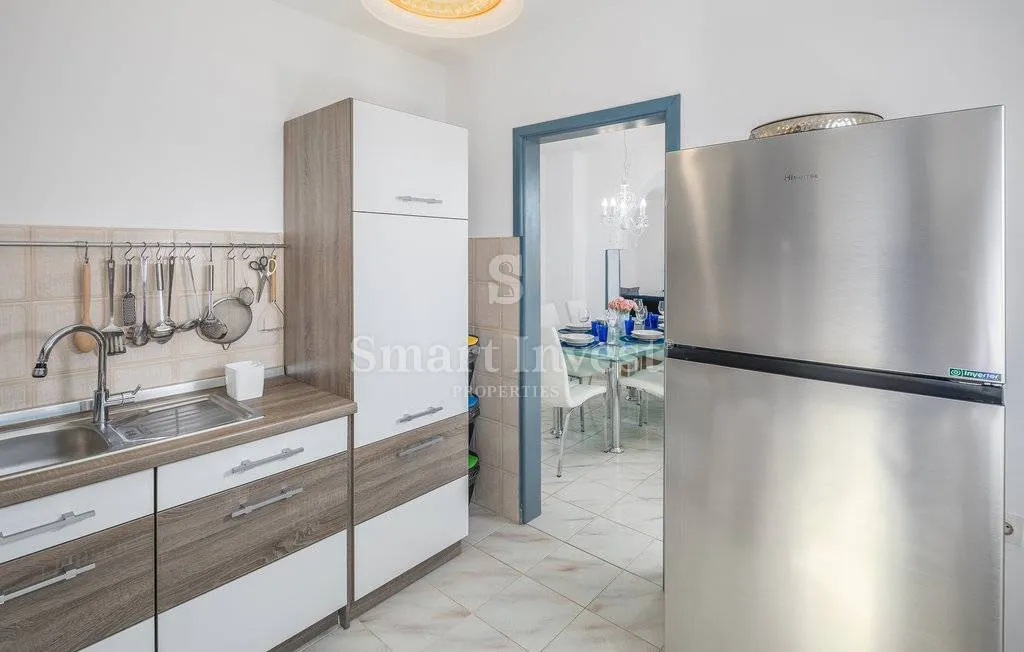 poreč, postrana kuća sa 3 apartmana i bazenom, 4 km od mora - slika 27