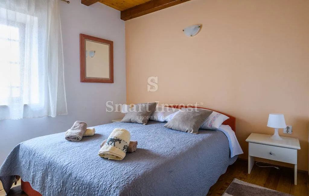 istra - gračišće, prekrasno renovirana kamena kuća - slika 19