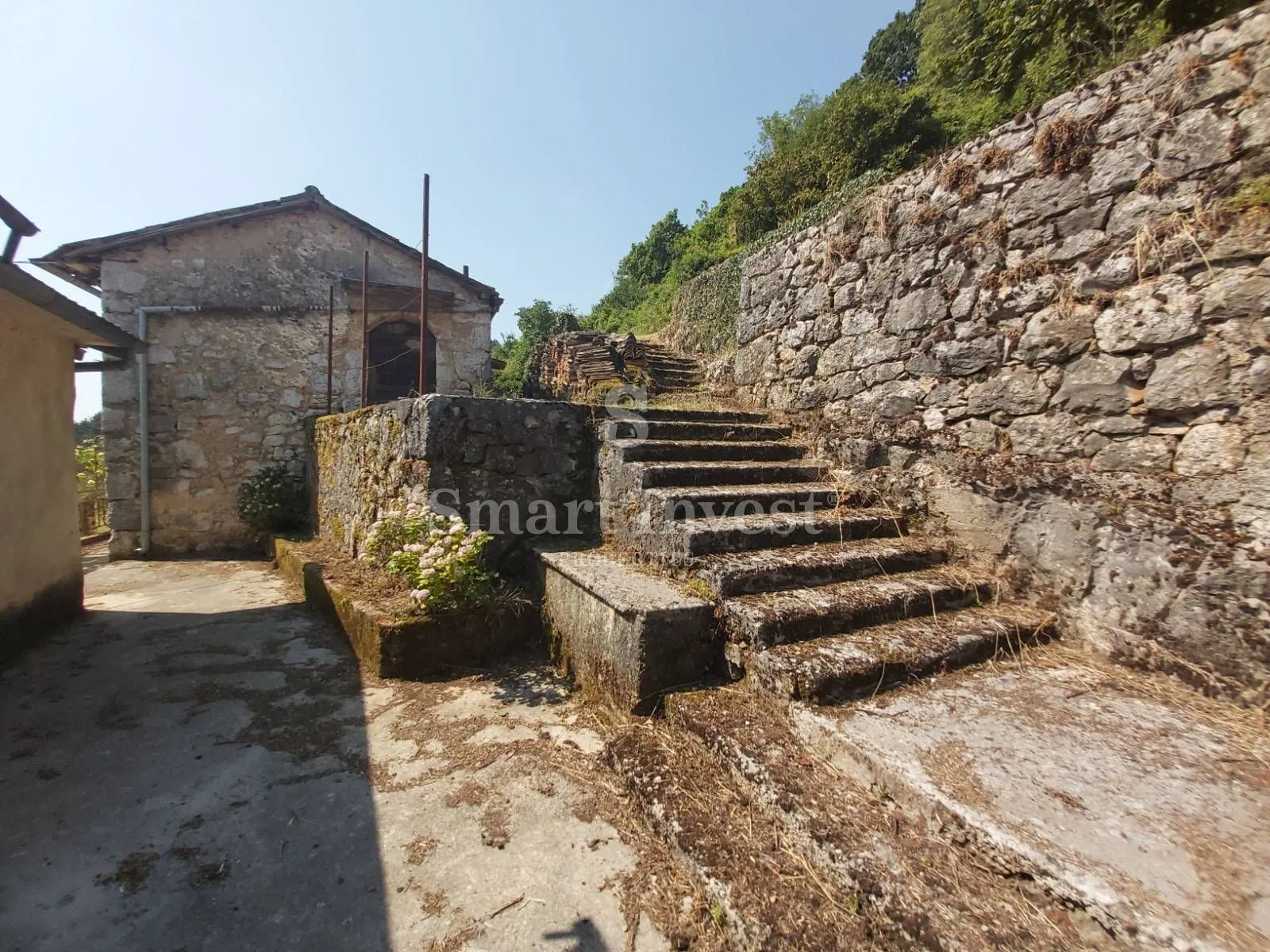 poljane, seosko imanje na zemljištu od 6097 m2 - slika 9