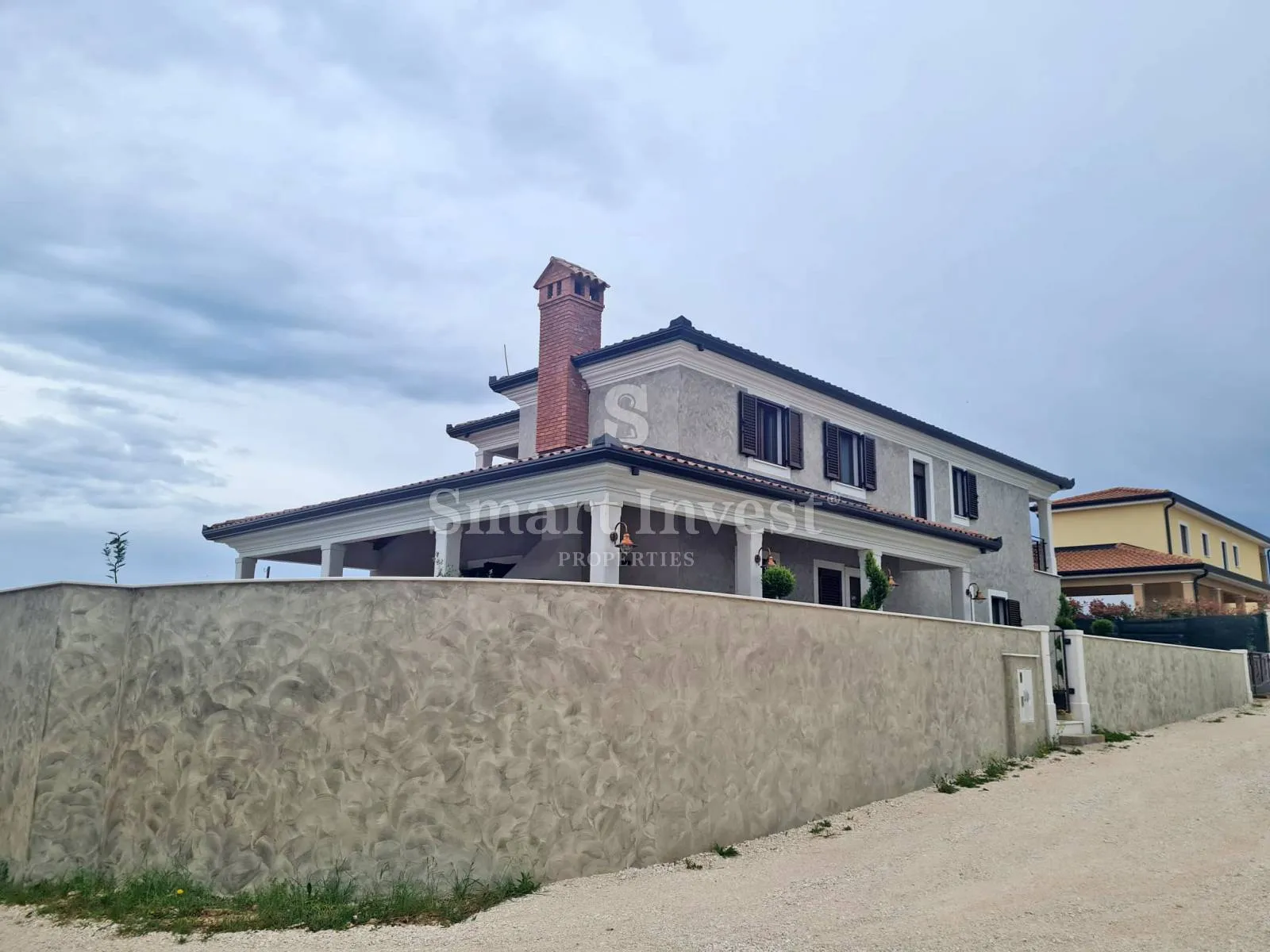buje - kaštel, nova vila s bazenom u blizini slovenske granice - slika 9