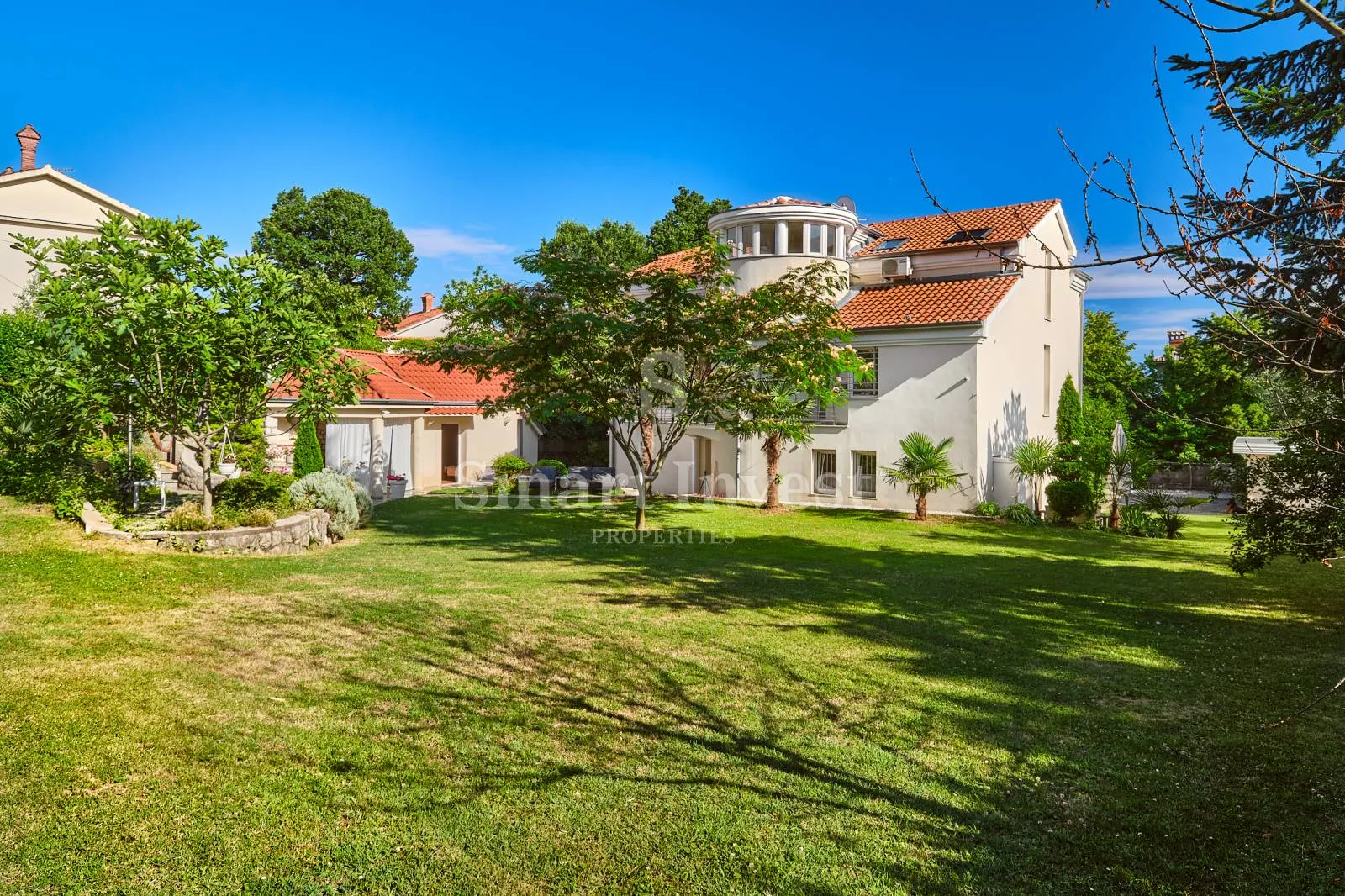 opatija, vila s pogledom na more i velikom okućnicom - slika 10