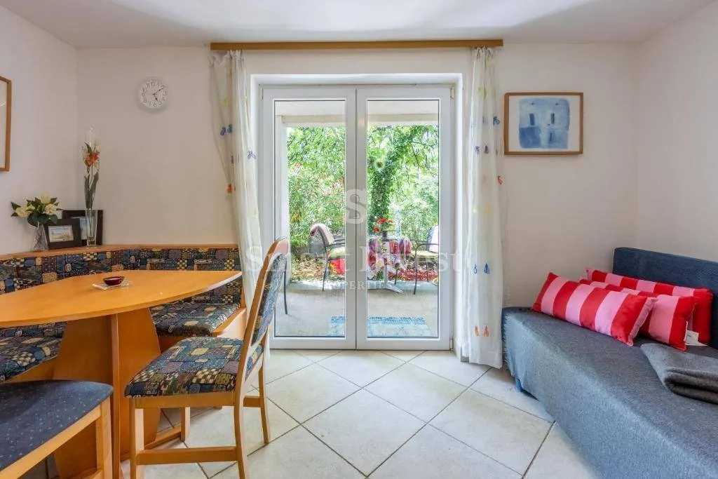 dramalj, kuća sa 5 apartmana i 2 garaže blizu mora - slika 30