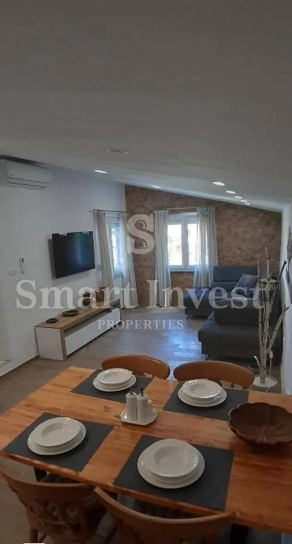 istra - plomin, kuća od 270 m2, poslovna i stambena mogućnost - slika 6