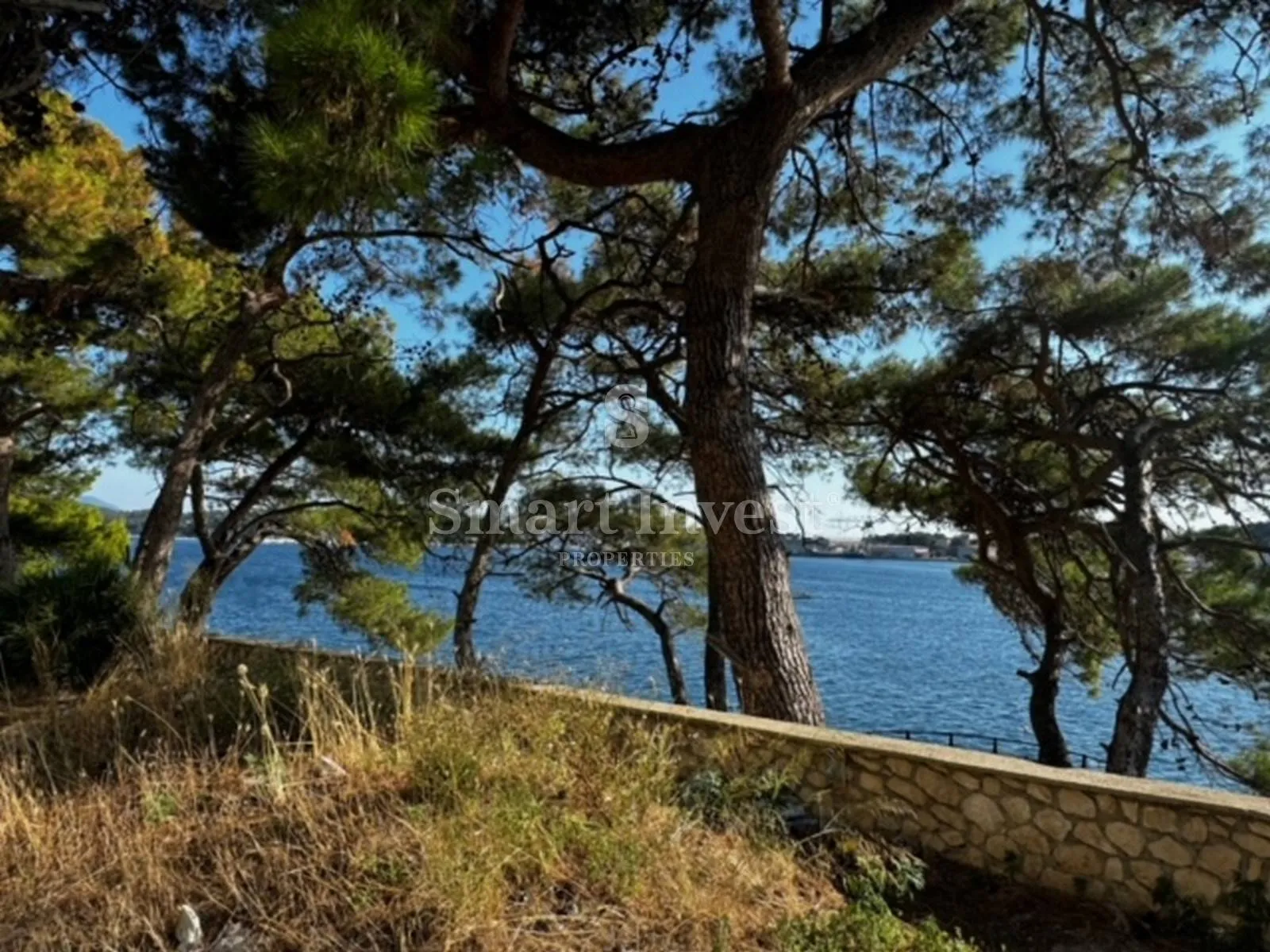 mali lošinj, zgrada i građevinsko zemljište prvi red uz more - slika 6