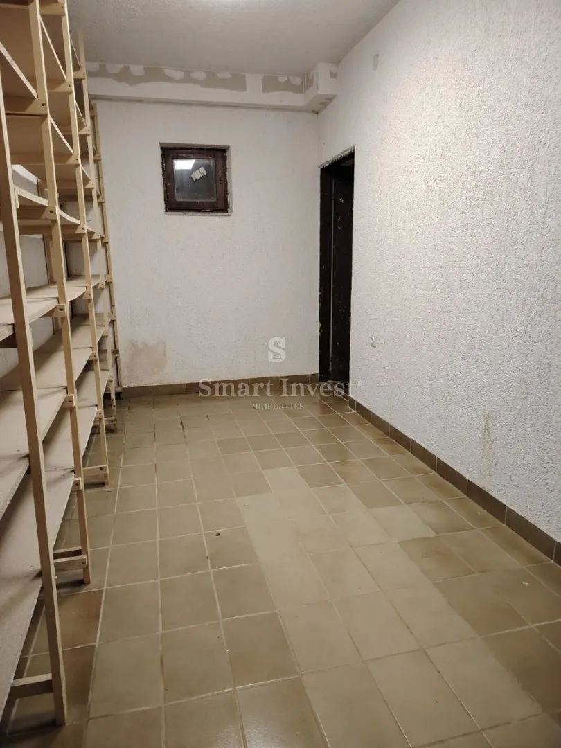 saršoni, kuća s pogledom na more, 3 stana i velikom okućnicom - slika 11