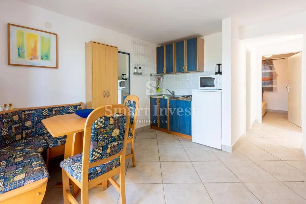 dramalj, kuća sa 5 apartmana i 2 garaže blizu mora - slika 28