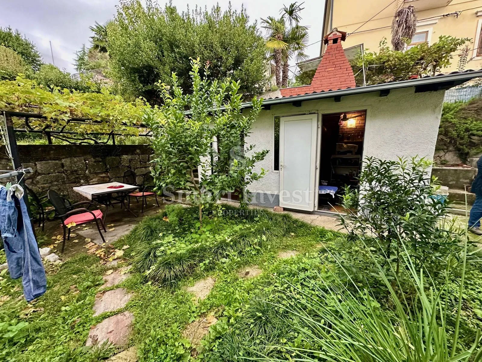 opatija - centar, dva stana s okućnicom u blizini mora - slika 24