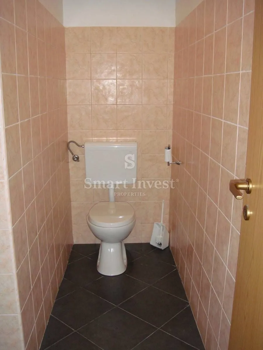 matulji, strogi centar poslovni prostor 135 m2 - slika 10
