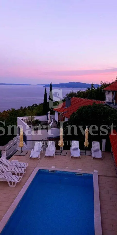 opatija, luksuzna vila cca 1000 m2 s apartmanima i bazenom! - slika 9
