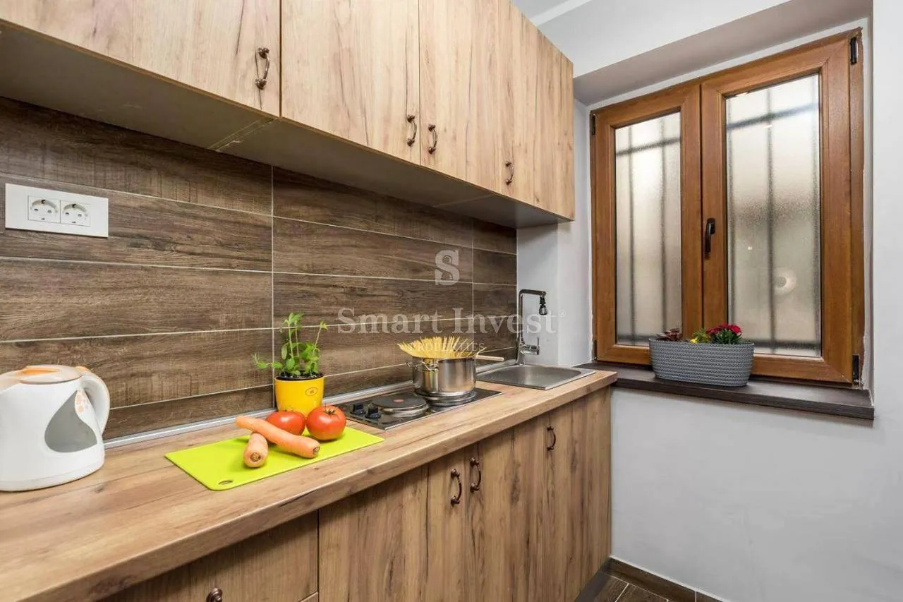 rijeka - korzo, dva apartmana s uhodanim poslom - slika 7