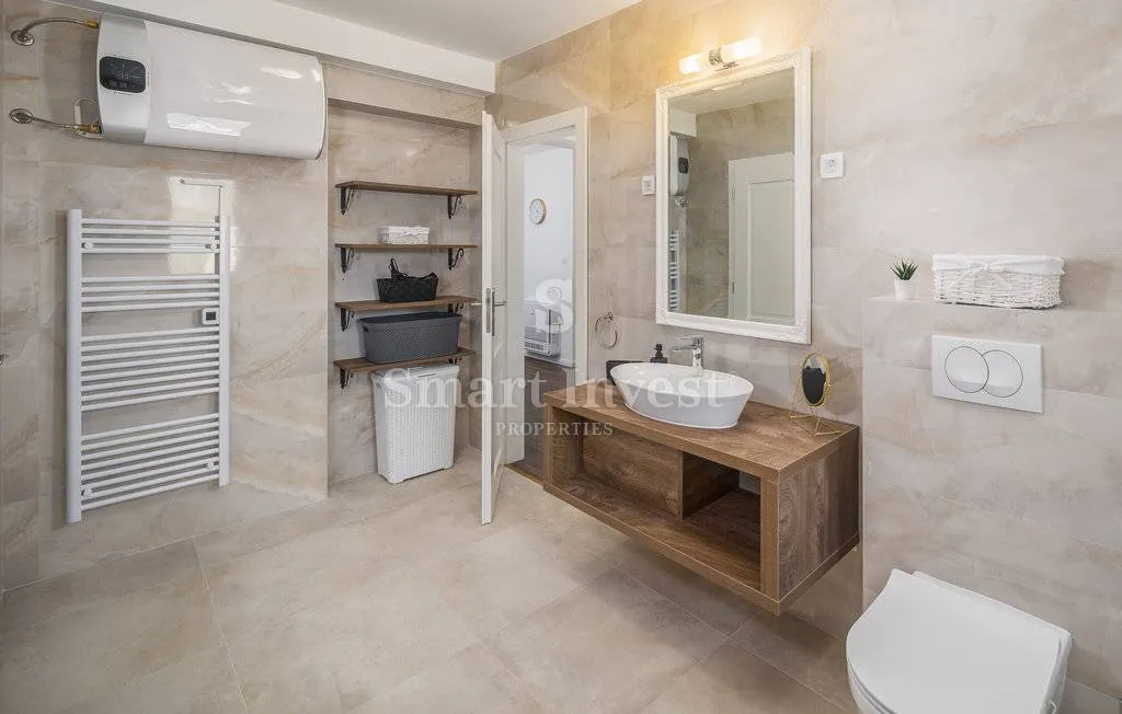 poreč, postrana kuća sa 3 apartmana i bazenom, 4 km od mora - slika 20