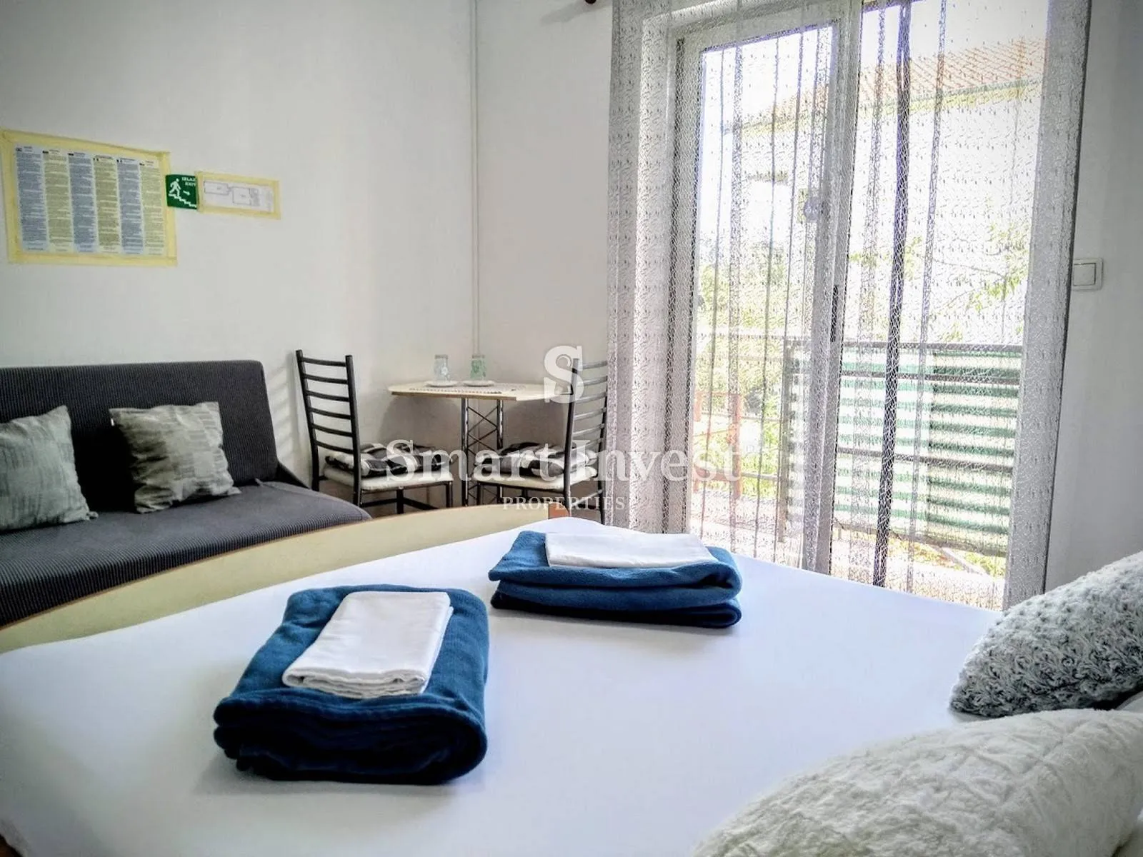 rovinj 7 km, pola kuće od 460 m2 - slika 15