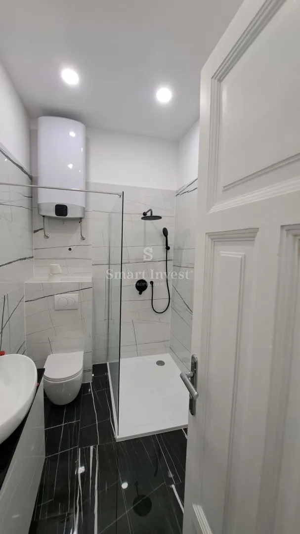 potok, novoadaptiran stan, 2 stambene jedinice, balkon - slika 10