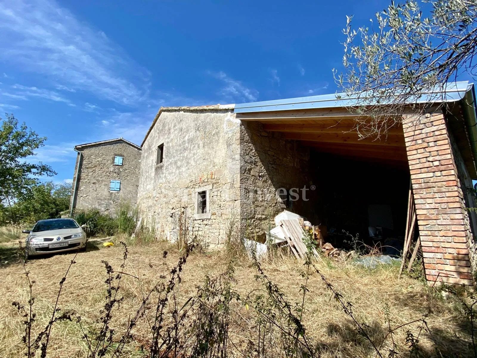 istra - cerovlje, dvojna štala za obnovu sa zemljištem - slika 11