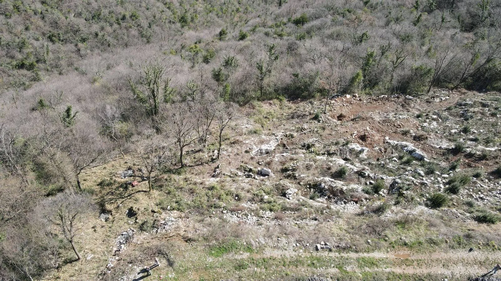 kolavići, odličan teren s panoramskim pogledom na more - slika 8