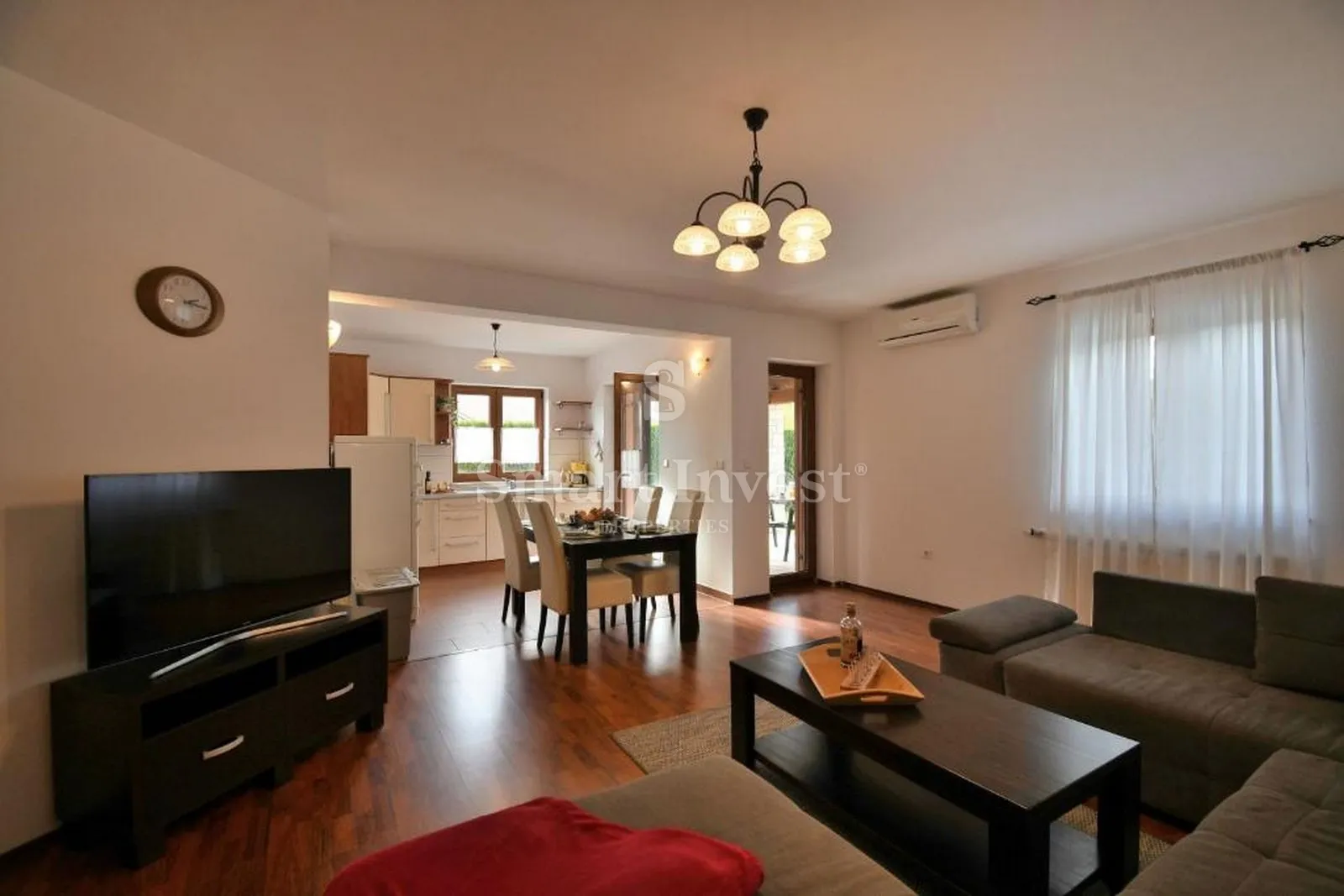 poreč, kuća s 4 apartmana i bazenom - slika 7