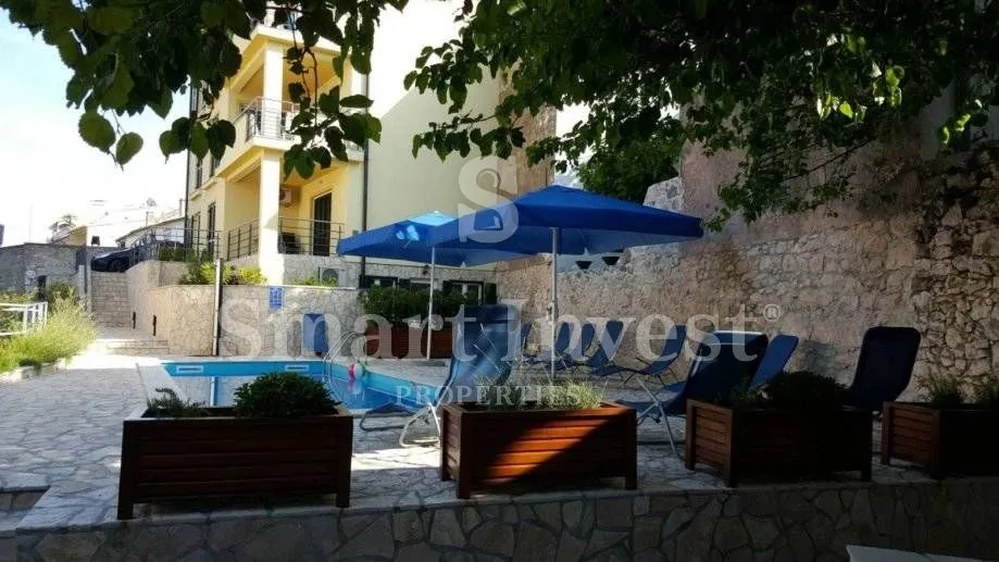 novi vinodolski, apartmanska kuća od 400 m2 - slika 7