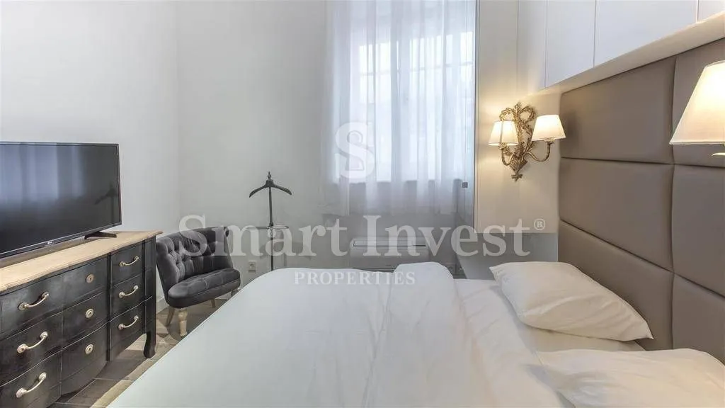 opatija - centar, etaža s 5 apartmana, 150 m od mora - slika 31
