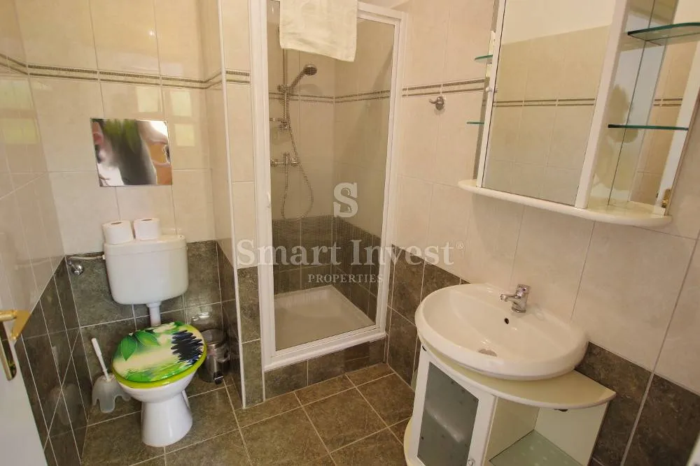 istra, kuća 450 m2 - 8 apartmana, bazen i pogled na more! - slika 20