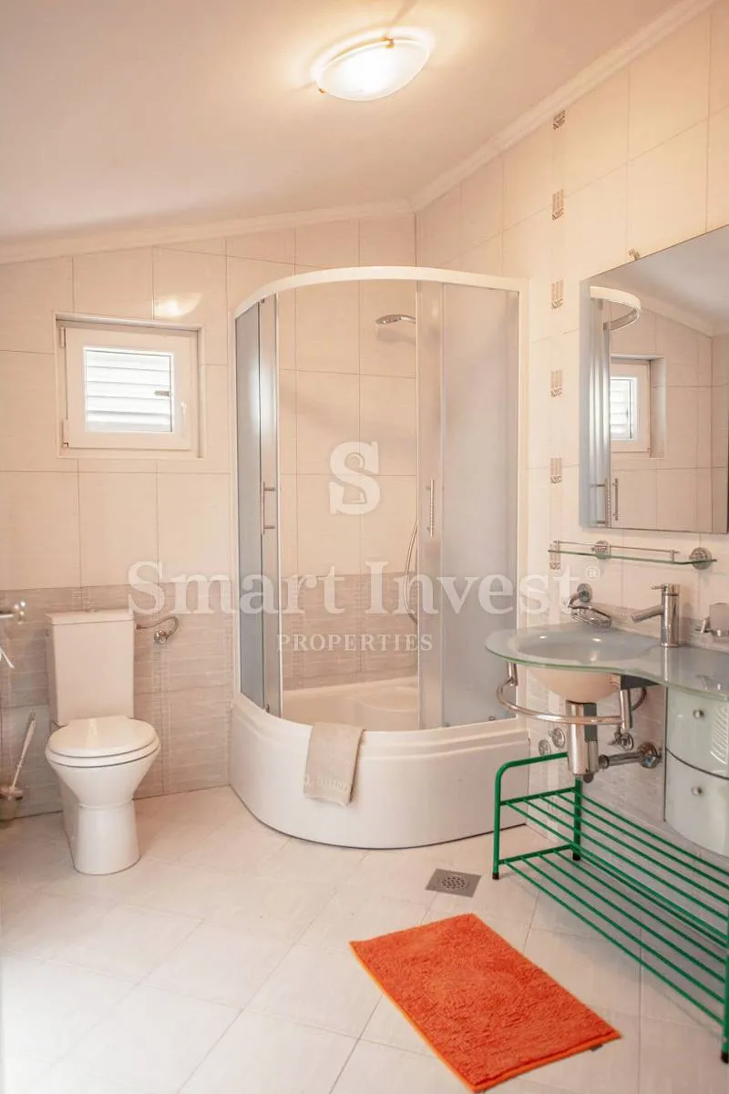 funtana, prekrasna vila s bazenom i 10 apartmana u blizini mora! - slika 43