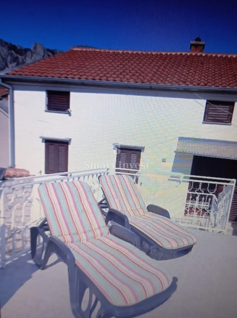 bribir, samostojeća kuća s dva stana - slika 29