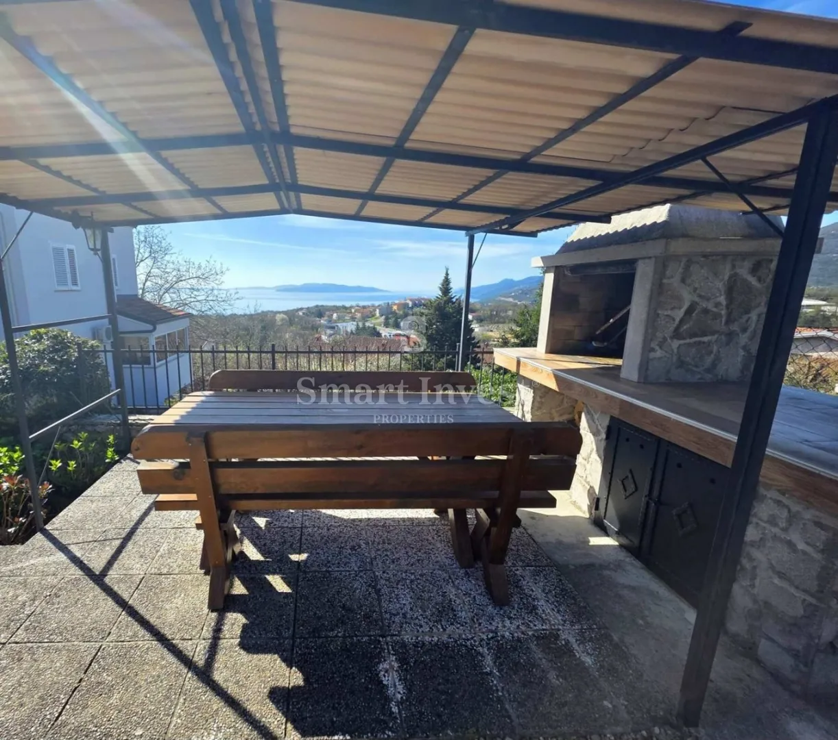 matulji - jušići, kuća u nizu s 3 stana, pogledom na more, konobom i garažom - slika 44
