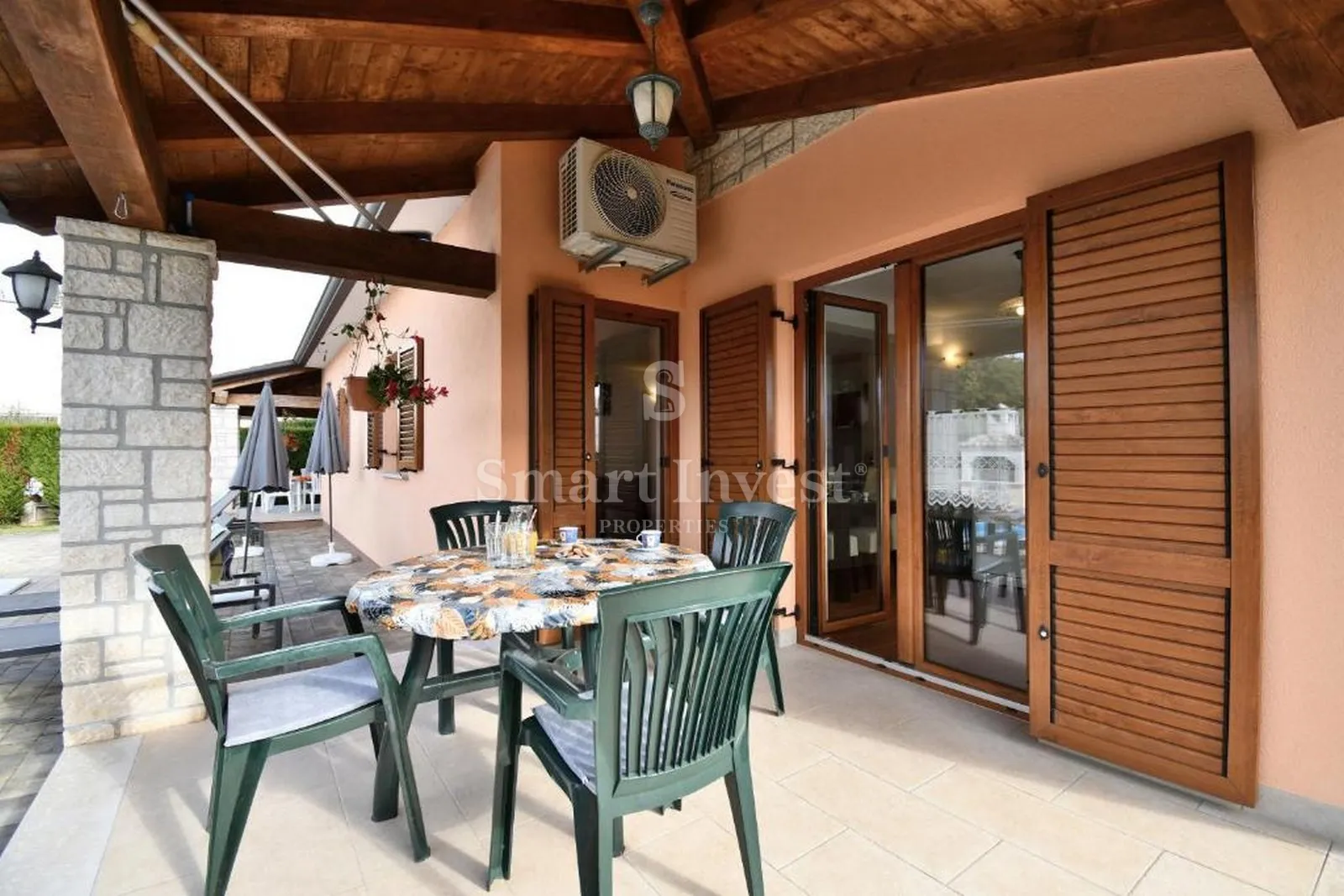 poreč, kuća s 4 apartmana i bazenom - slika 25