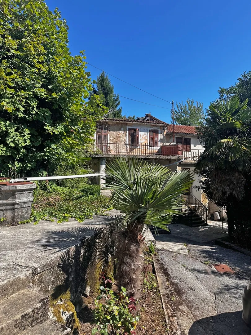 MATULJI - RUKAVAC, dvojna starina na mirnoj lokaciji! - Rukavac, Matulji
