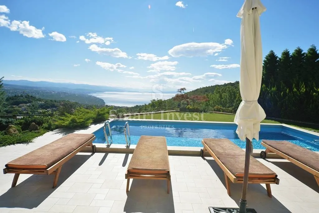 OPATIJSKO ZALEĐE - JEDINSTVENA VILA S PANORAMSKIM POGLEDOM, rijetkost na tržištu! - Opatija