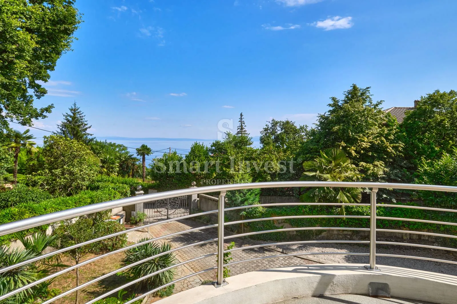 opatija, vila s pogledom na more i velikom okućnicom - slika 33