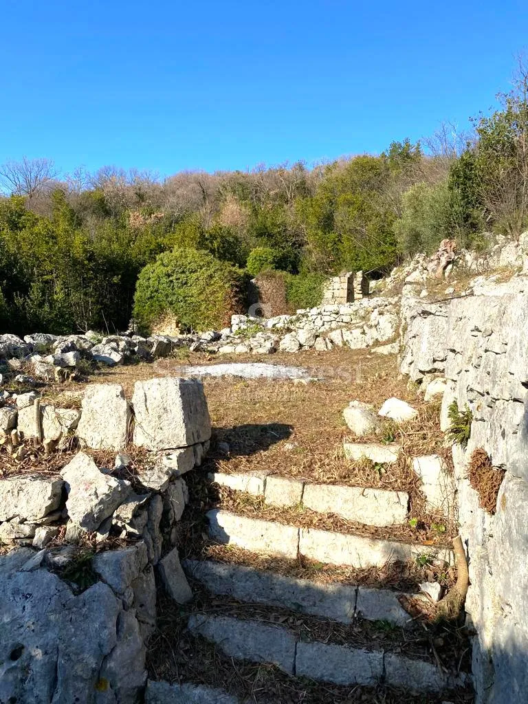 opatijska rivijera, teren od 3.282 m2 sa 7 starina i projektom, pogled na more - slika 20