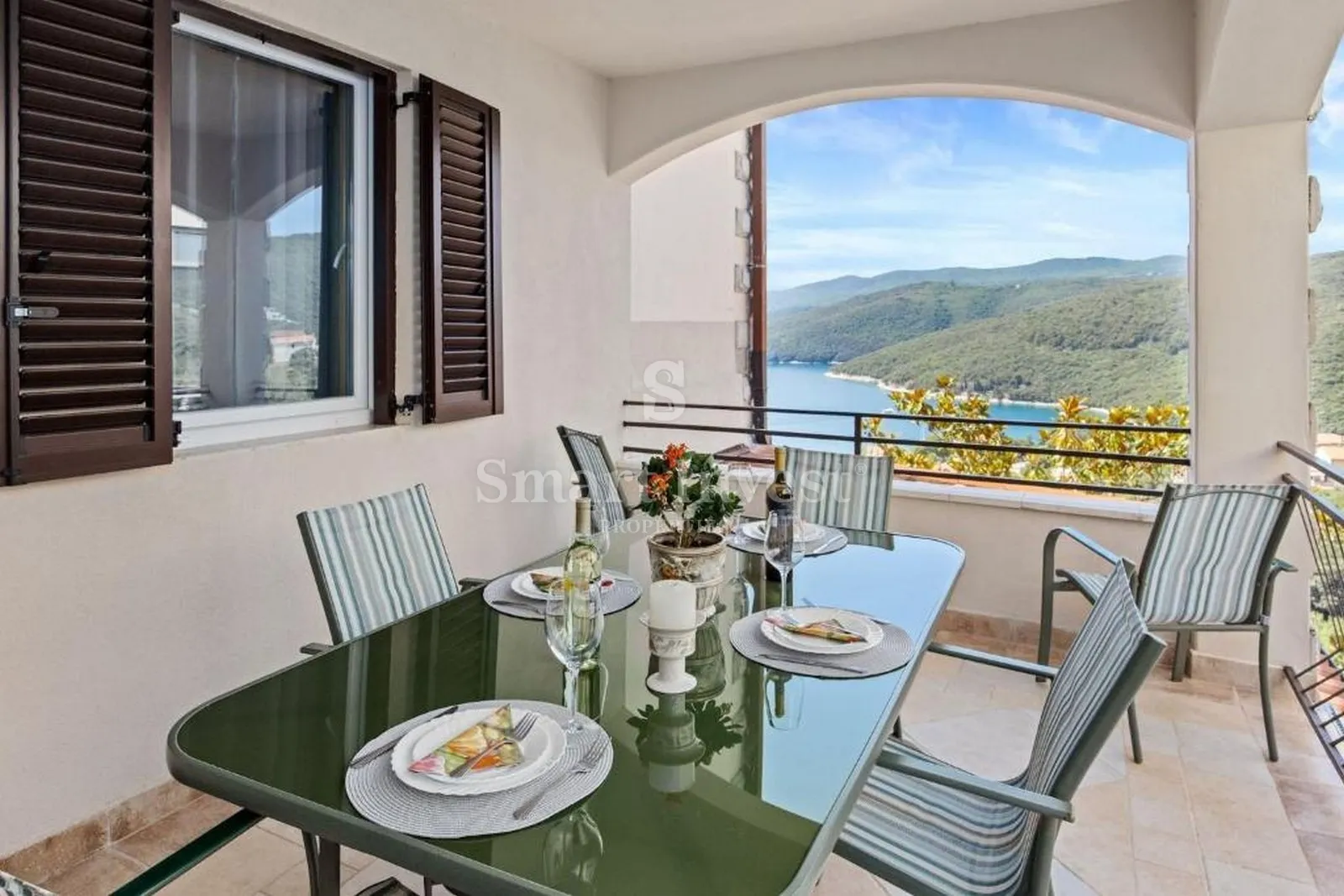 rabac, kuća s 4 stana i panoramskim pogledom na more, rijetkost! - slika 10