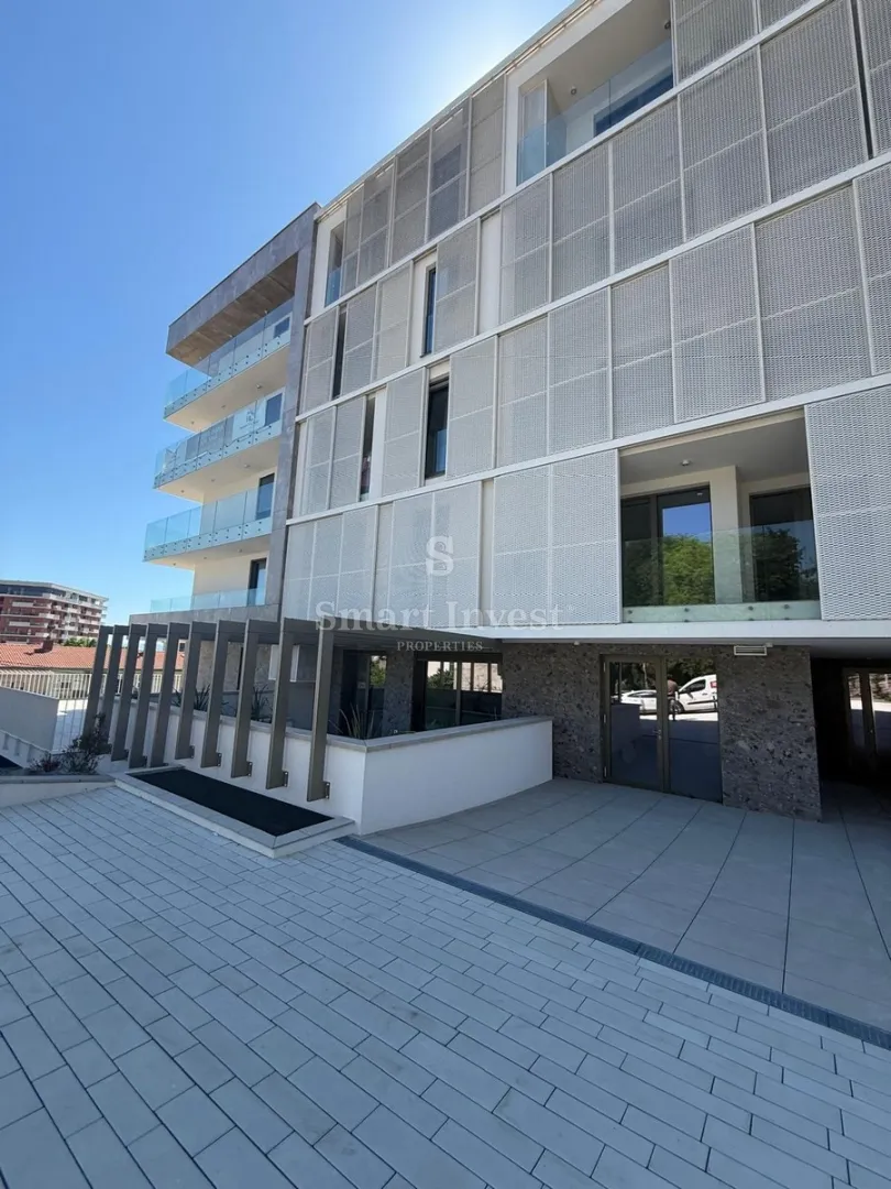 donji zamet, vrhunska novogradnja 3s+db s prostranom terasom i garažom (s2.0) - slika 2
