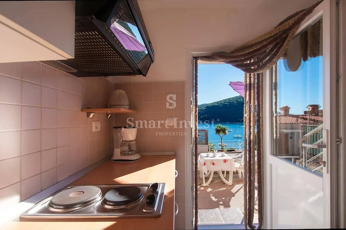 istra, rabac, 2 apartmana na samom moru! - slika 11