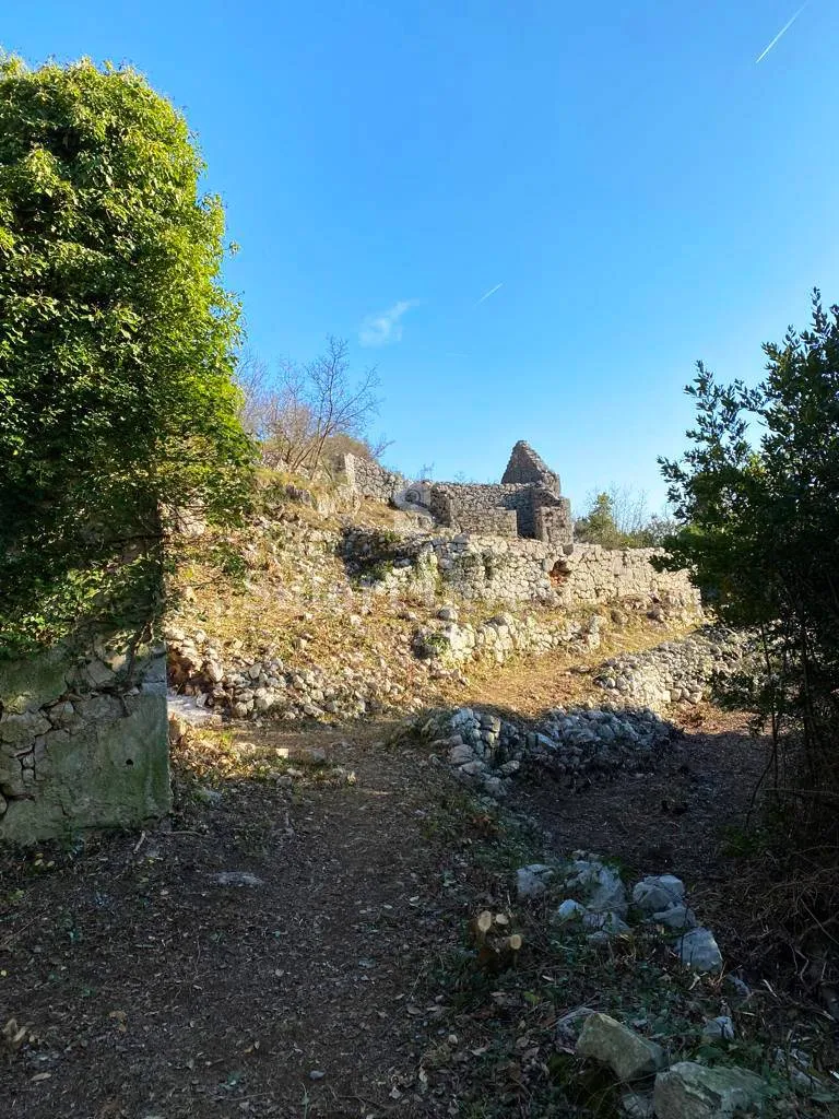 opatijska rivijera, teren od 3.282 m2 sa 7 starina i projektom, pogled na more - slika 32