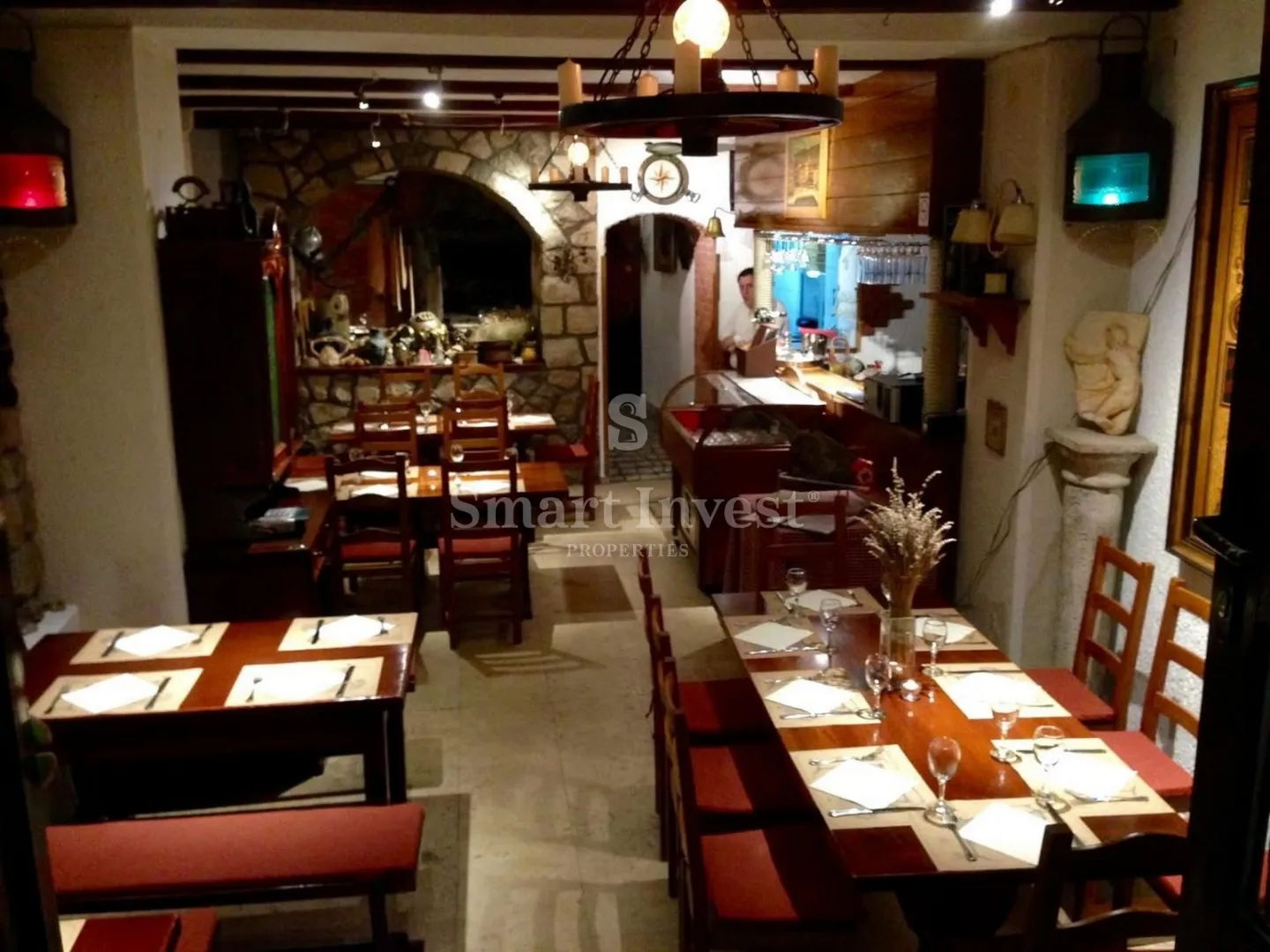 cres, kuća s apartmanima i restoranom - slika 6