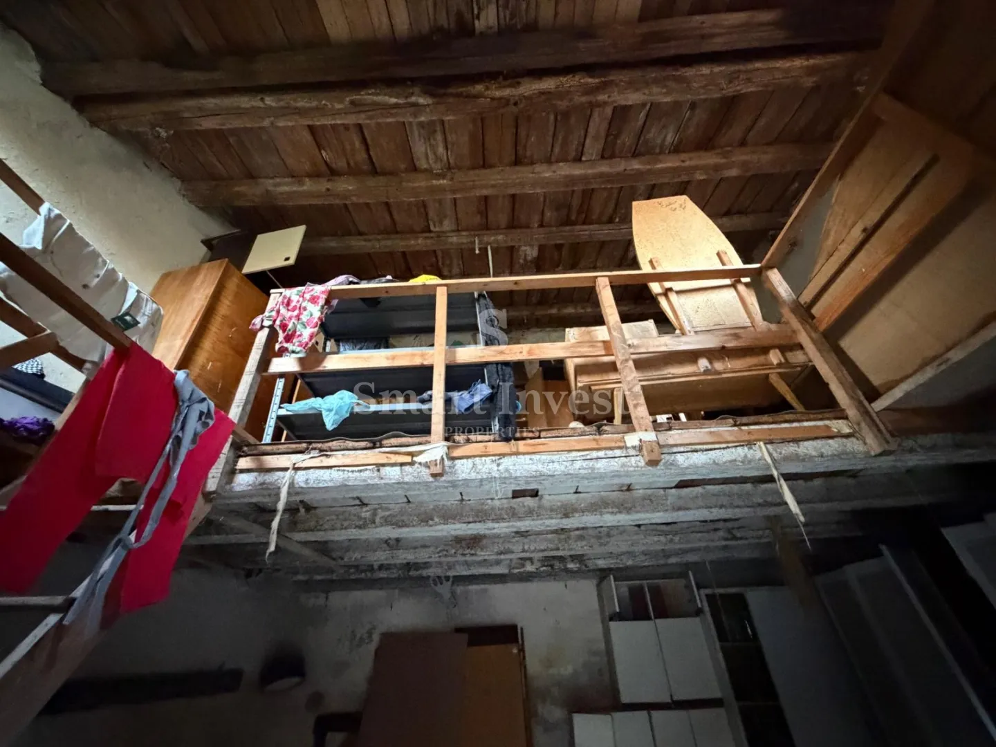 cres, stara štala za prenamjenu u blizini centra i mora - slika 12