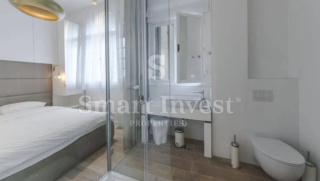 opatija - centar, etaža s 5 apartmana, 150 m od mora - slika 21
