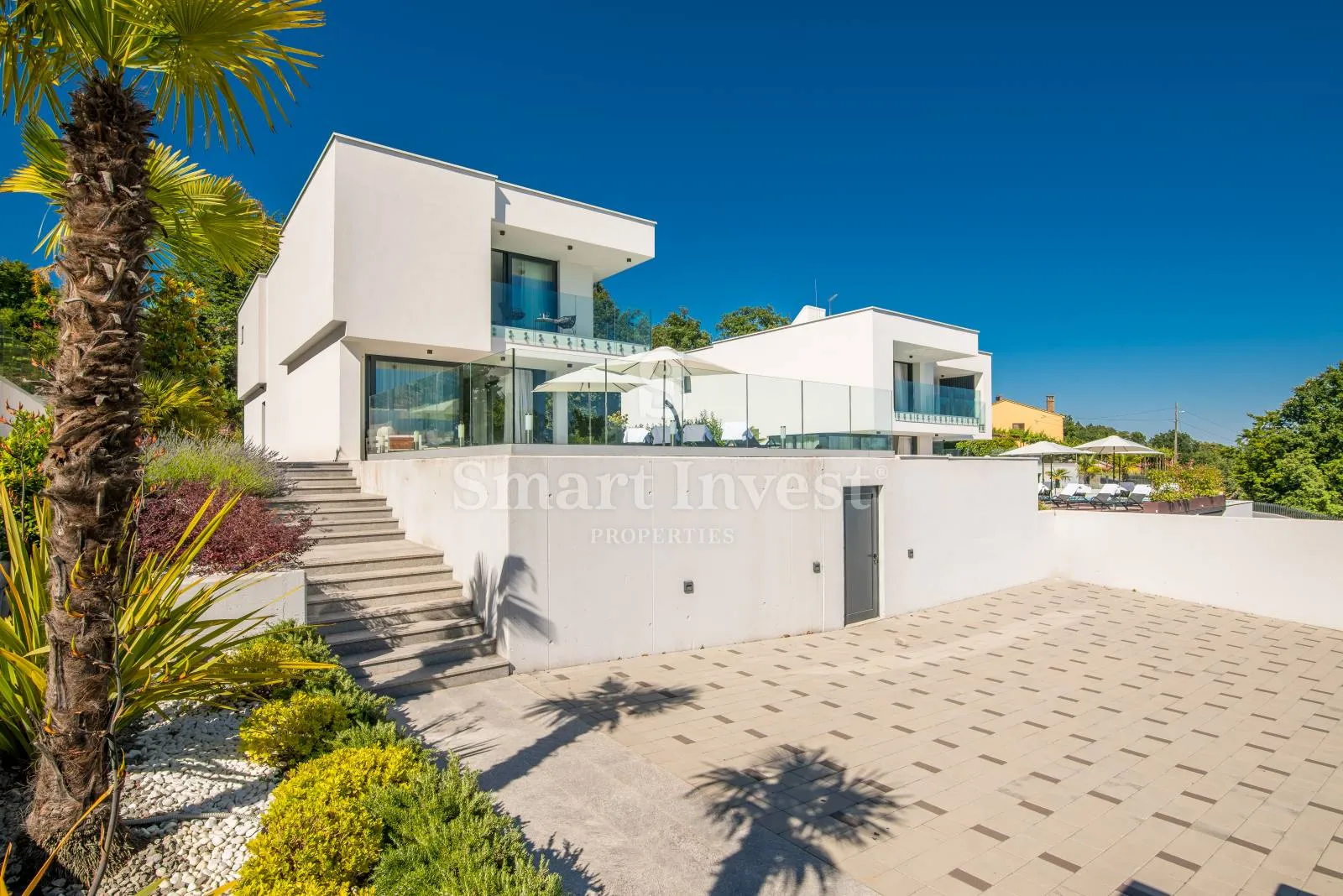 veprinac, moderna villa s bazenom i pogledom na more - slika 24
