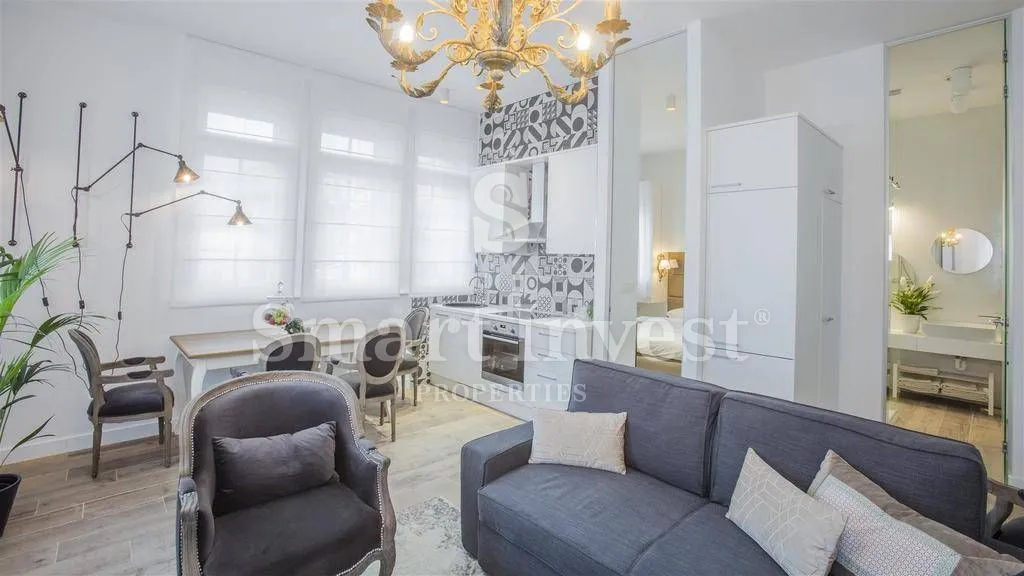 opatija - centar, etaža s 5 apartmana, 150 m od mora - slika 29