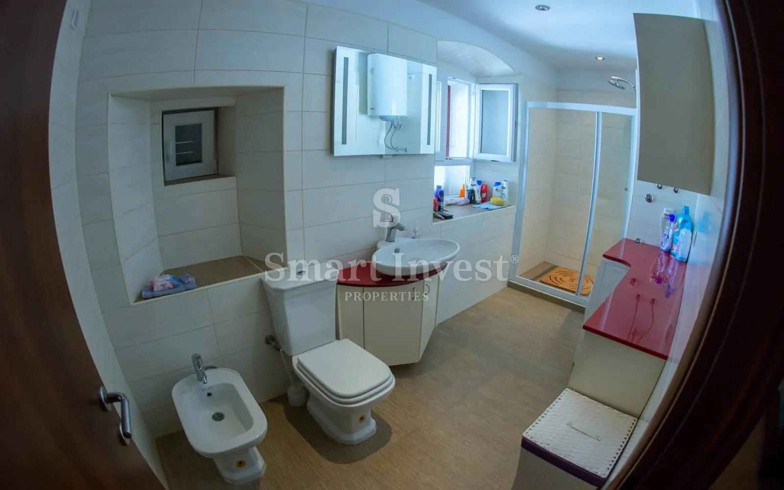 karlobag, kuća od 260 m2 s konobom! - slika 14