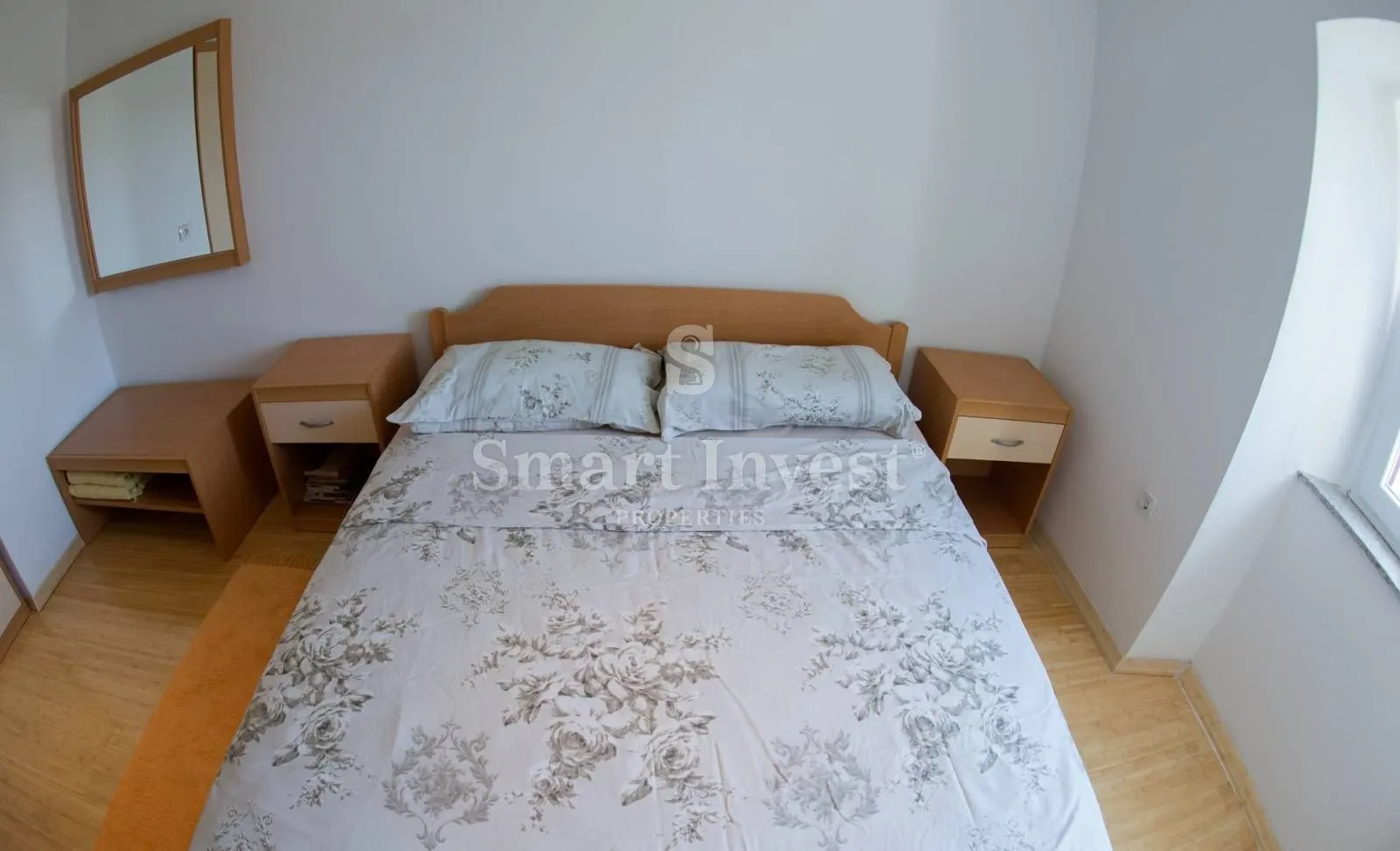 karlobag, kuća od 260 m2 s konobom! - slika 17
